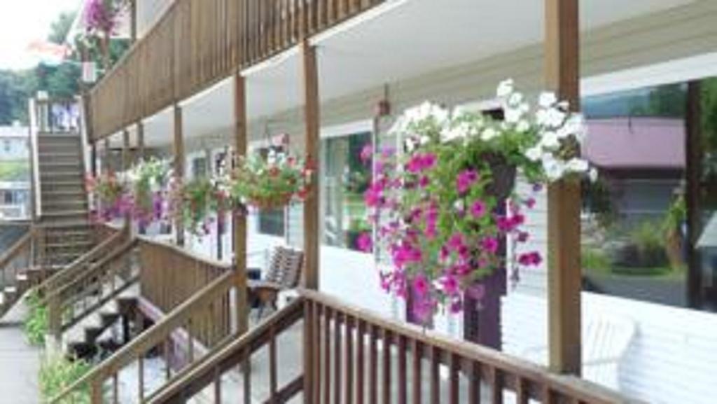 Legacy Inn & Suites Of Lake George Ngoại thất bức ảnh